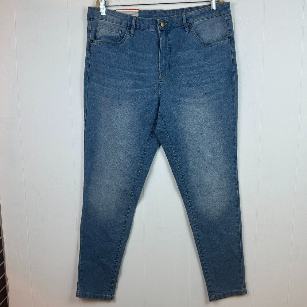 Women's Serra Premium Denim Jeggings Size 16 NWT